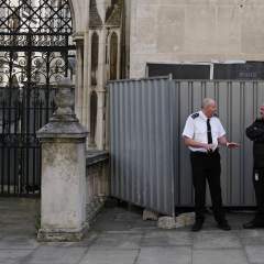 Au Royaume-Uni, une nouvelle œuvre de Banksy dénonce le bâillonnement des militants propalestiniens Au Royaume-Uni, une nouvelle œuvre de Banksy dénonce le bâillonnement des militants propalestiniens