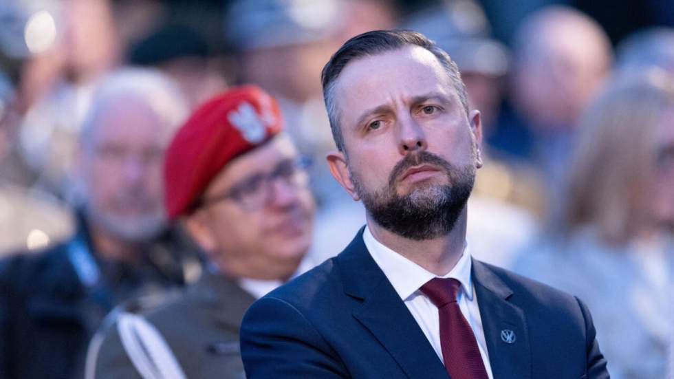 Ukraine : la Pologne dénonce le survol de drones russes et déploie ses défenses aériennes