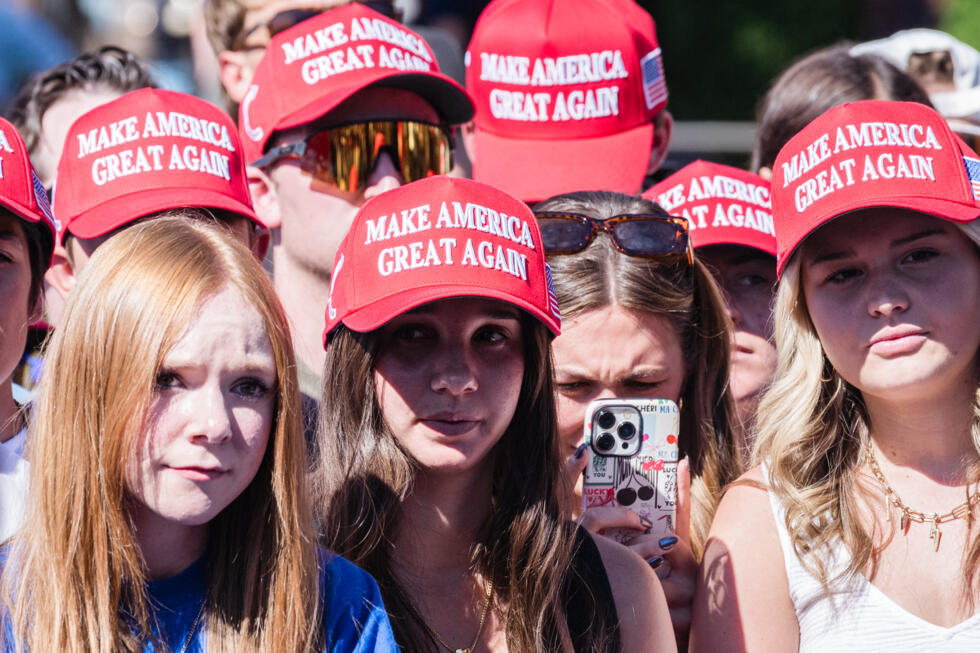 Qui était Charlie Kirk, porte-voix aux "idées extrémistes" de la jeunesse pro-Trump ?