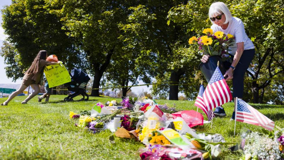 Mort de Charlie Kirk : l'enquête se poursuit, Trump appelle ses partisans à répondre sans violence Mort de Charlie Kirk : l'enquête se poursuit, Trump appelle ses partisans à répondre sans violence