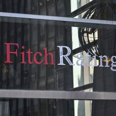 L'agence Fitch se penche sur la dette souveraine française et pourrait abaisser sa note L'agence Fitch se penche sur la dette souveraine française et pourrait abaisser sa note