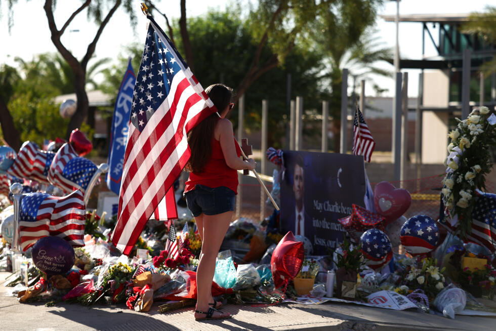 Des dizaines d'Américains congédiés pour avoir critiqué Charlie Kirk après son assassinat