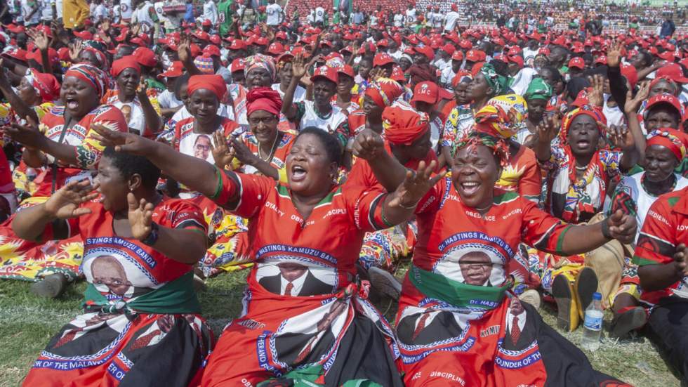 Présidentielle au Malawi : deux vétérans s'affrontent sur fond d'économie moribonde Présidentielle au Malawi : deux vétérans s'affrontent sur fond d'économie moribonde