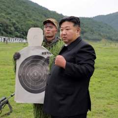 Kim Jong-un prêt à reprendre contact avec les États-Unis s'ils n'exigent plus la dénucléarisation Kim Jong-un prêt à reprendre contact avec les États-Unis s'ils n'exigent plus la dénucléarisation