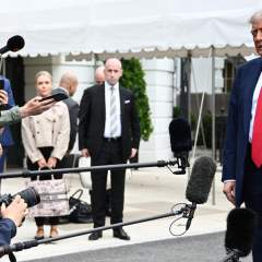 Aux États-Unis, les journalistes étrangers mis sous pression Aux États-Unis, les journalistes étrangers mis sous pression