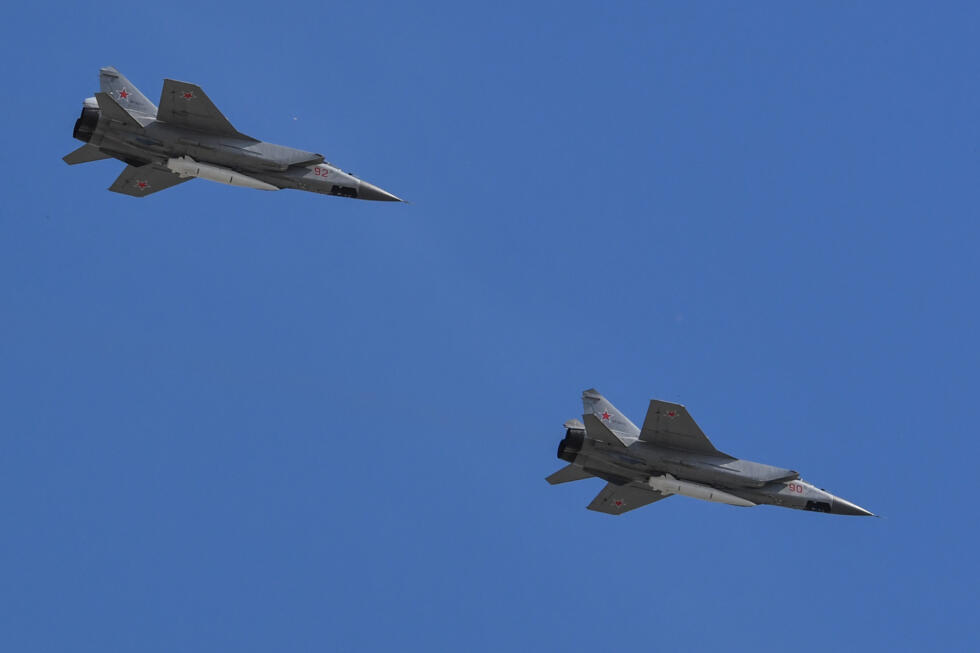 Avions russes : les États-Unis s'engagent à "défendre chaque centimètre du territoire de l'Otan"