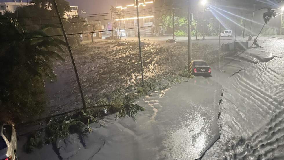 Le typhon Ragasa fait plusieurs morts à Taïwan, Hong Kong en alerte maximale