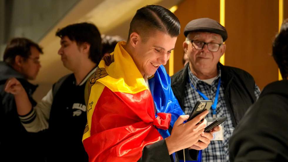 Moldavie : le parti pro-européen en tête d'un scrutin marqué par des accusations d'ingérence russe
