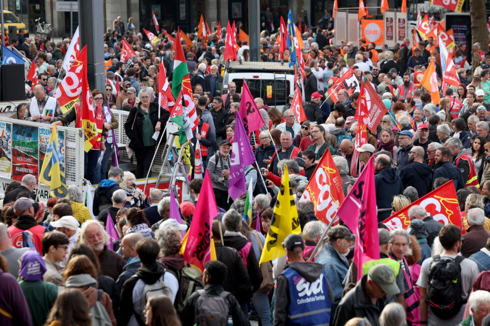 Manifestations : les syndicats peinent à mobiliser et s'agacent d'"un saupoudrage" de mesures