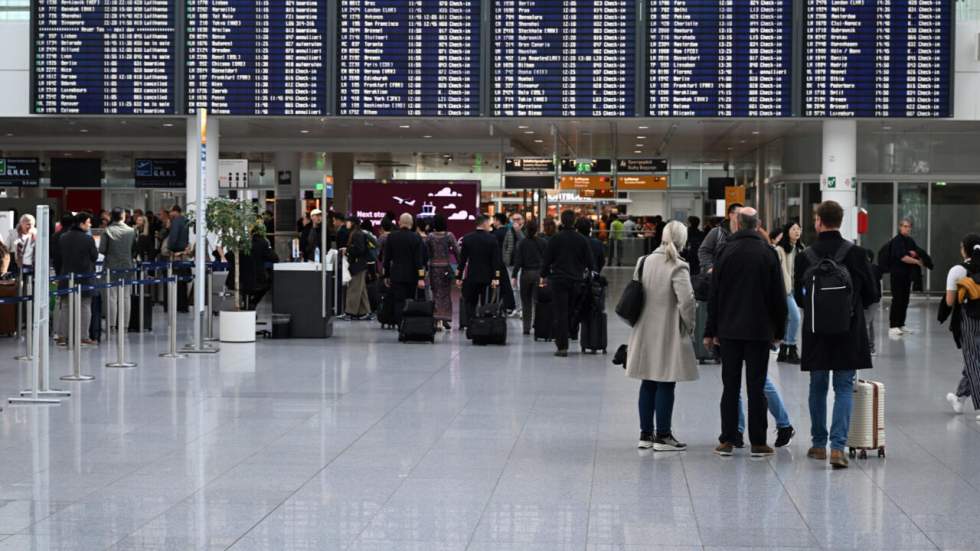 Allemagne : nouvelle alerte aux drones à l'aéroport de Munich, fermé pour la 2e nuit consécutive