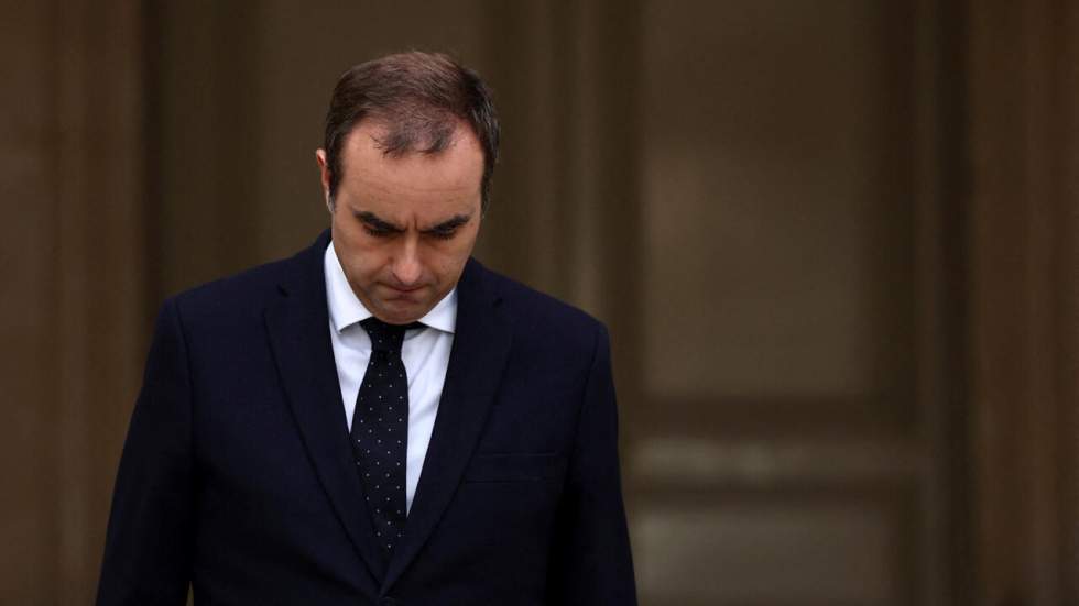 Démission, dissolution, destitution : les appels des différents partis après le départ de Lecornu