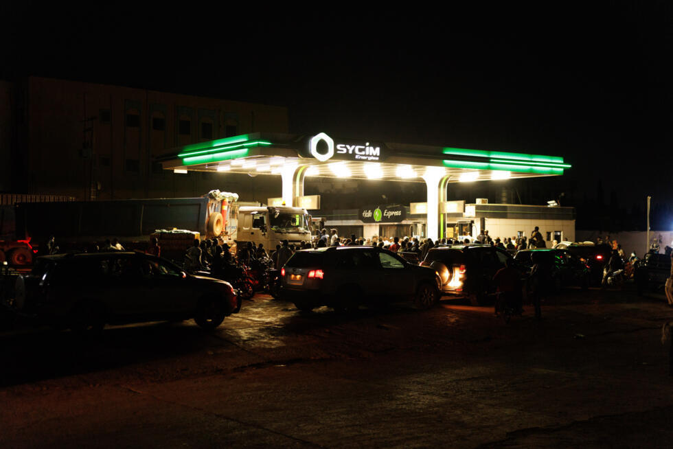 Après un mois de blocus jihadiste, le Mali connaît une pénurie de carburant