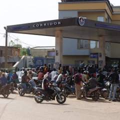 Après un mois de blocus jihadiste, le Mali connaît une pénurie de carburant Après un mois de blocus jihadiste, le Mali connaît une pénurie de carburant