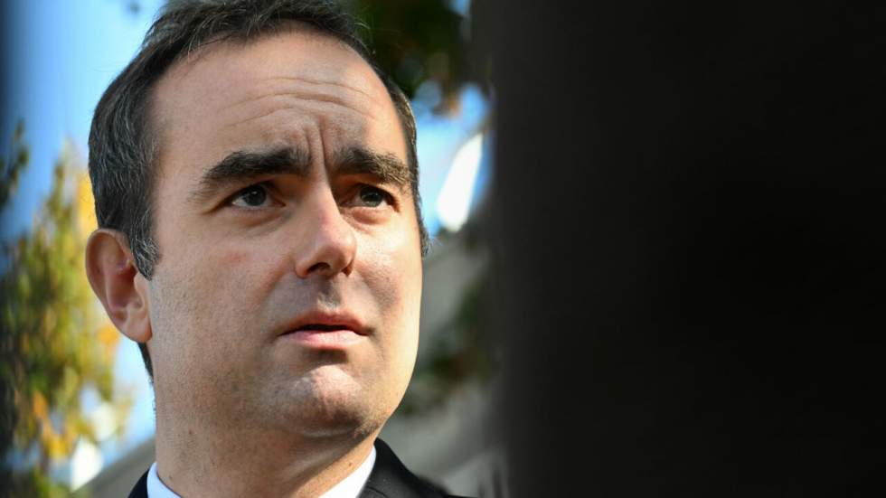 Crise politique : sans LR, Sébastien Lecornu face à la lourde tâche de former un gouvernement Crise politique : sans LR, Sébastien Lecornu face à la lourde tâche de former un gouvernement