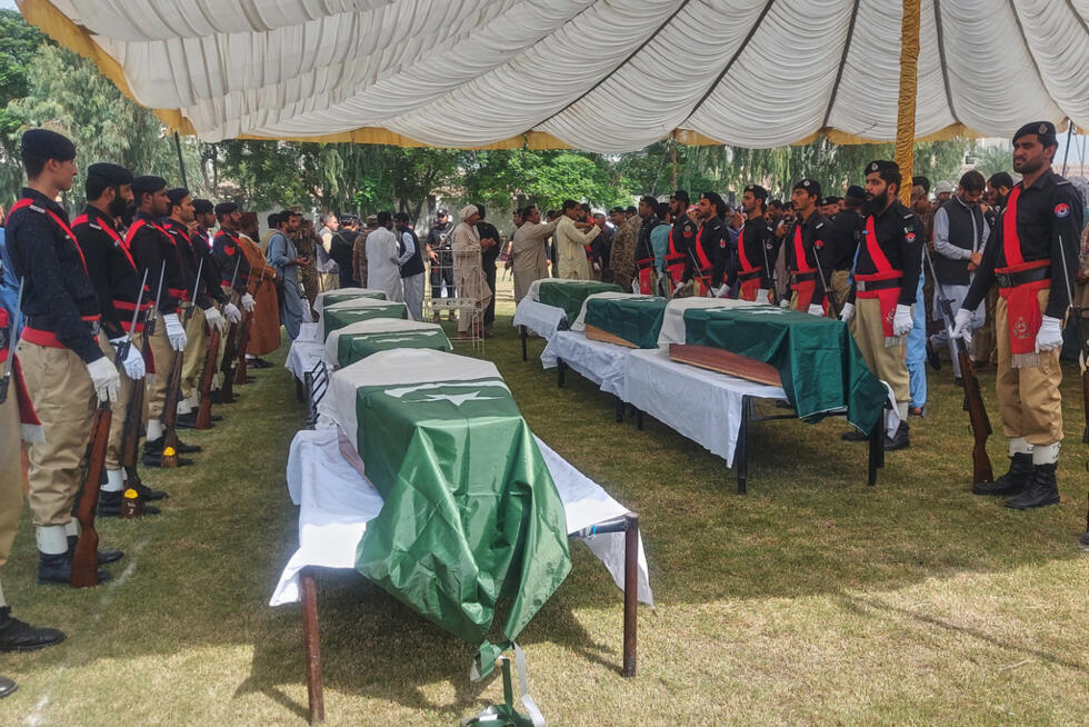 Le Pakistan promet une "réponse musclée" à l'opération menée par les Taliban afghans à sa frontière Le Pakistan promet une "réponse musclée" à l'opération menée par les Taliban afghans à sa frontière