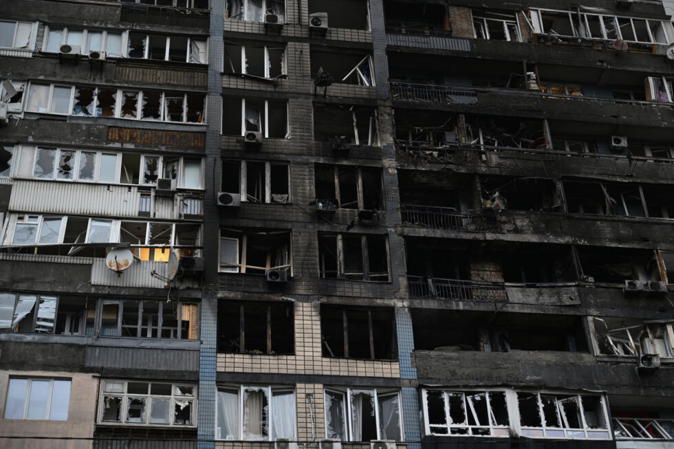 Zelensky réclame à ses alliés des systèmes de défense antiaériens après des attaques russes massives Zelensky réclame à ses alliés des systèmes de défense antiaériens après des attaques russes massives