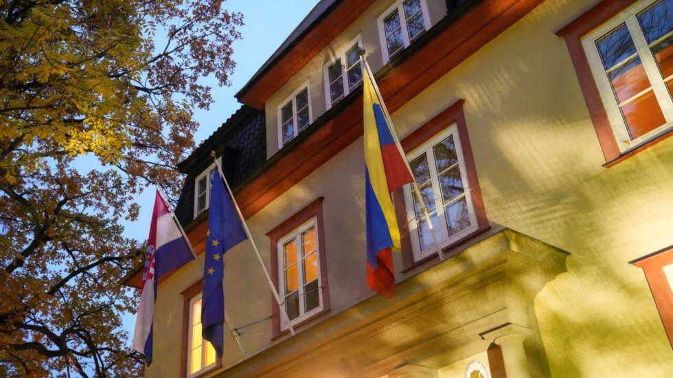 Après l'attribution du Nobel de la paix à Machado, le Venezuela ferme son ambassade en Norvège Après l'attribution du Nobel de la paix à Machado, le Venezuela ferme son ambassade en Norvège