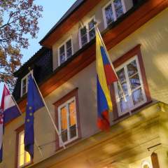 Après l'attribution du Nobel de la paix à Machado, le Venezuela ferme son ambassade en Norvège Après l'attribution du Nobel de la paix à Machado, le Venezuela ferme son ambassade en Norvège