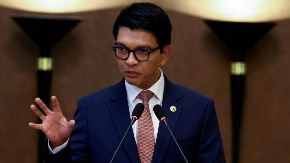 Madagascar : le président dissout l'Assemblée avant un vote pour abandon de poste le visant Madagascar : le président dissout l'Assemblée avant un vote pour abandon de poste le visant