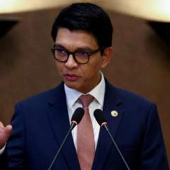 Madagascar : le président dissout l'Assemblée avant un vote pour abandon de poste le visant Madagascar : le président dissout l'Assemblée avant un vote pour abandon de poste le visant