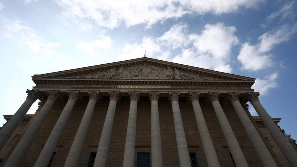 Gel des retraites, taxe sur les holdings : ce que contient le projet de budget Lecornu Gel des retraites, taxe sur les holdings : ce que contient le projet de budget Lecornu
