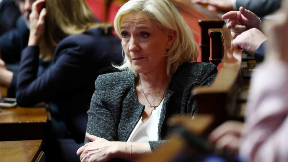 Marine Le Pen voit son recours contre son inéligibilité immédiate rejeté par le Conseil d'État