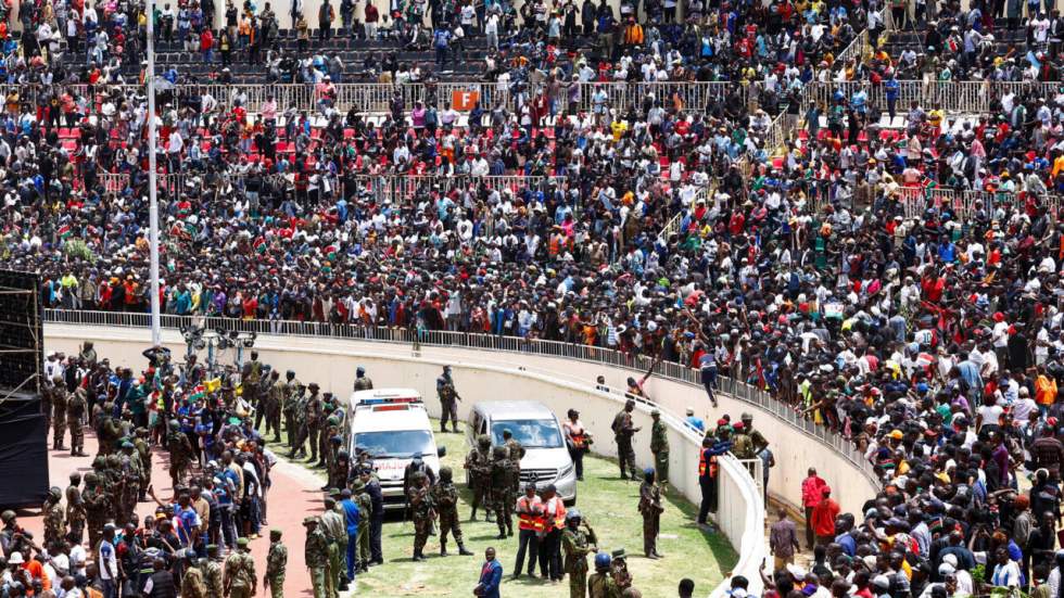 Kenya : une dizaine de blessés dans une bousculade aux funérailles de l'opposant Odinga Kenya : une dizaine de blessés dans une bousculade aux funérailles de l'opposant Odinga