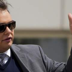 Donald Trump fait libérer George Santos, un ex-élu républicain condamné pour corruption Donald Trump fait libérer George Santos, un ex-élu républicain condamné pour corruption