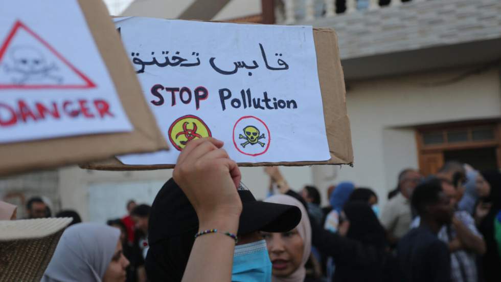 Tunisie : des dizaines de manifestants arrêtés après les protestations contre une usine chimique Tunisie : des dizaines de manifestants arrêtés après les protestations contre une usine chimique