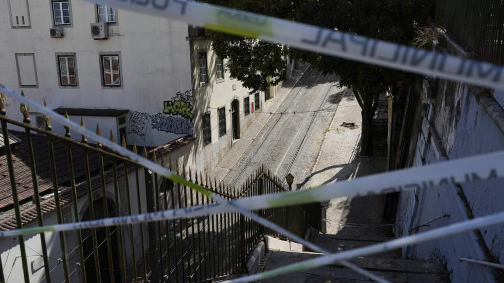 Déraillement d'un funiculaire à Lisbonne : un câble n'était pas aux normes Déraillement d'un funiculaire à Lisbonne : un câble n'était pas aux normes