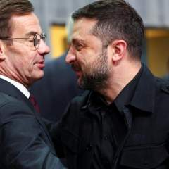 Ukraine : Zelensky en Suède pour un contrat d'armement, trois morts dans une attaque russe nocturne Ukraine : Zelensky en Suède pour un contrat d'armement, trois morts dans une attaque russe nocturne