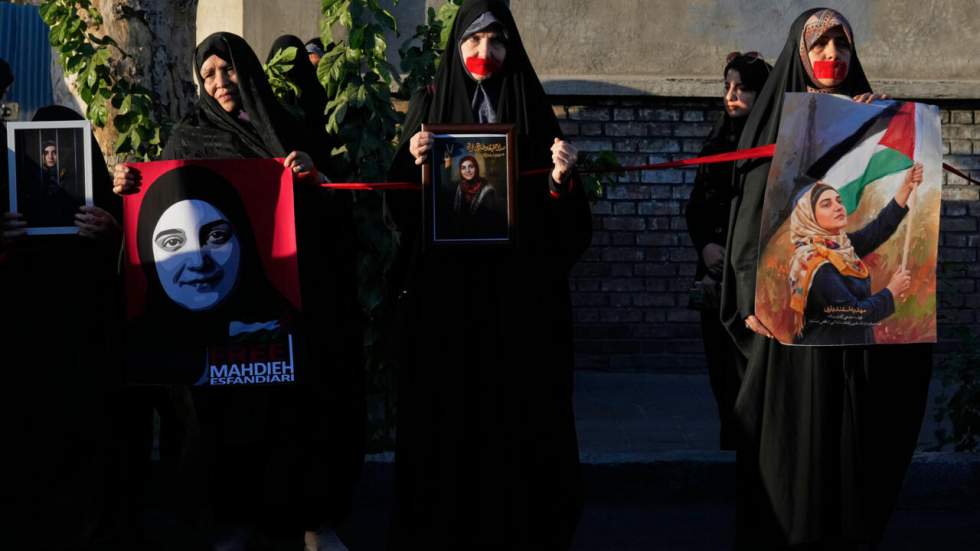 France : l'Iranienne Mahdieh Esfandiari, que Téhéran veut échanger, libérée sous contrôle judiciaire France : l'Iranienne Mahdieh Esfandiari, que Téhéran veut échanger, libérée sous contrôle judiciaire