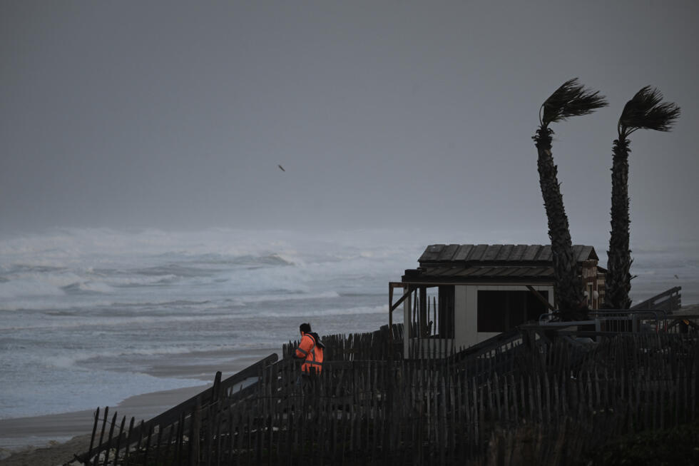 La France balayée par la tempête Benjamin, quelques blessés légers La France balayée par la tempête Benjamin, quelques blessés légers