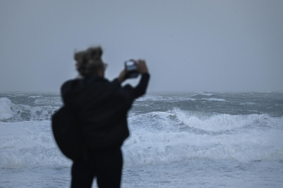 La France balayée par la tempête Benjamin, quelques blessés légers La France balayée par la tempête Benjamin, quelques blessés légers