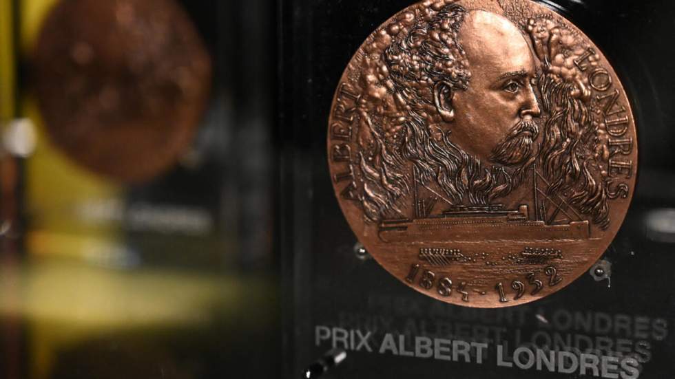 Elena Volochine, journaliste à France 24, remporte le prix du livre Albert Londres Elena Volochine, journaliste à France 24, remporte le prix du livre Albert Londres