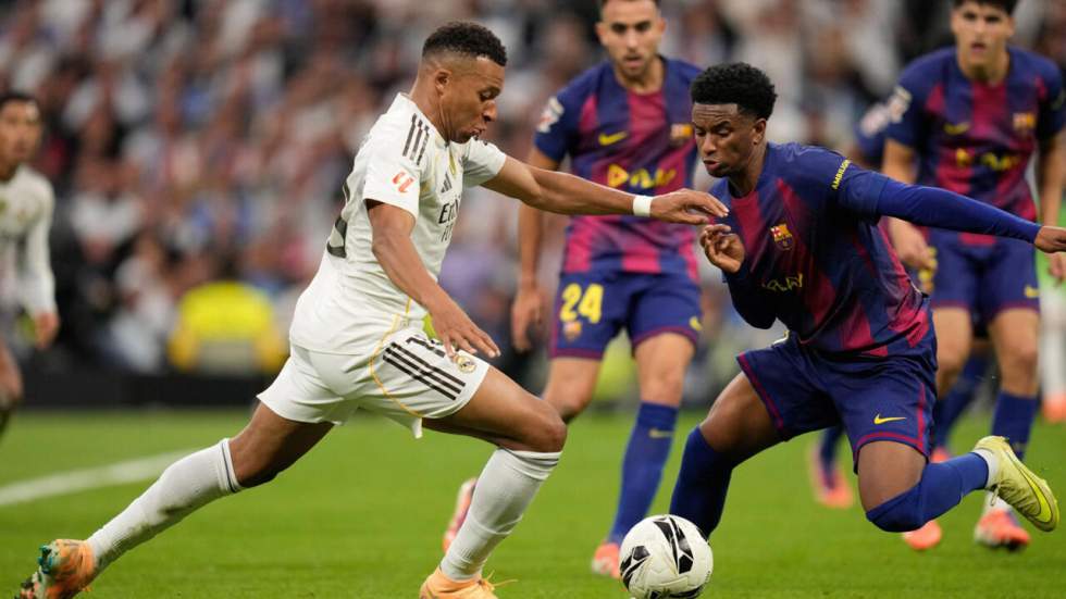 Liga : le Real Madrid remporte le Clasico et creuse l'écart face au Barça Liga : le Real Madrid remporte le Clasico et creuse l'écart face au Barça