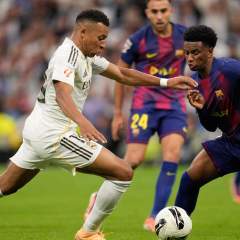 Liga : le Real Madrid remporte le Clasico et creuse l'écart face au Barça Liga : le Real Madrid remporte le Clasico et creuse l'écart face au Barça