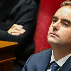 Budget : entre la "surenchère fiscale" et les attentes de la gauche, Lecornu sur un chemin de crête Budget : entre la "surenchère fiscale" et les attentes de la gauche, Lecornu sur un chemin de crête