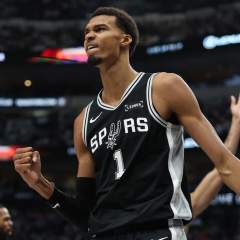 Victor Wembanyama, un brillant début de saison qui marque l'histoire des Spurs Victor Wembanyama, un brillant début de saison qui marque l'histoire des Spurs