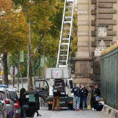 Cambriolage au Louvre : une suspecte de 38 ans mise en examen, un autre remis en liberté Cambriolage au Louvre : une suspecte de 38 ans mise en examen, un autre remis en liberté