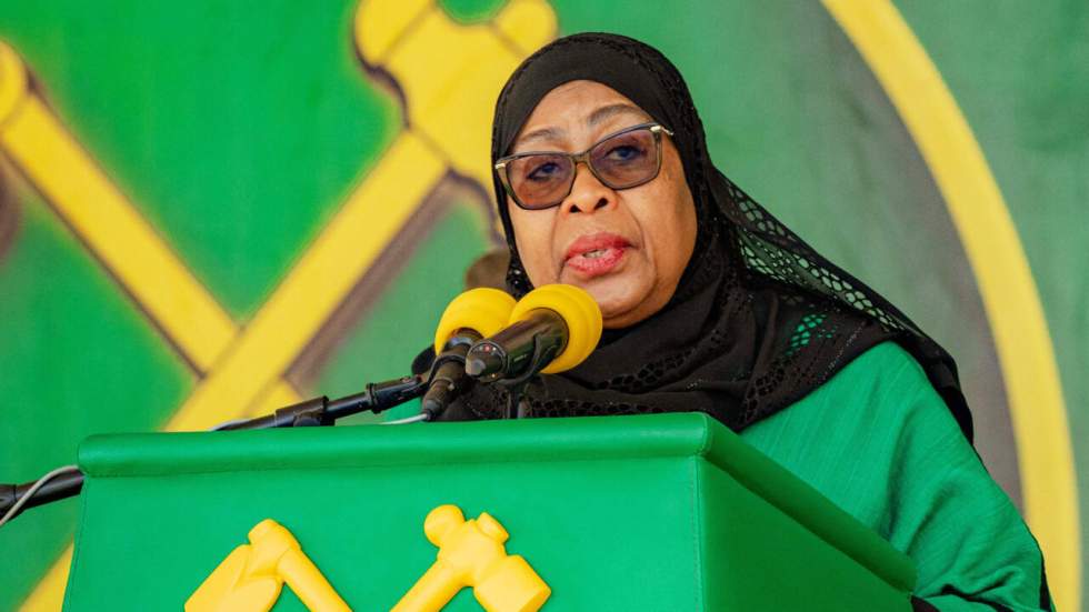 Samia Suluhu Hassan investie présidente de la Tanzanie malgré les violences électorales Samia Suluhu Hassan investie présidente de la Tanzanie malgré les violences électorales