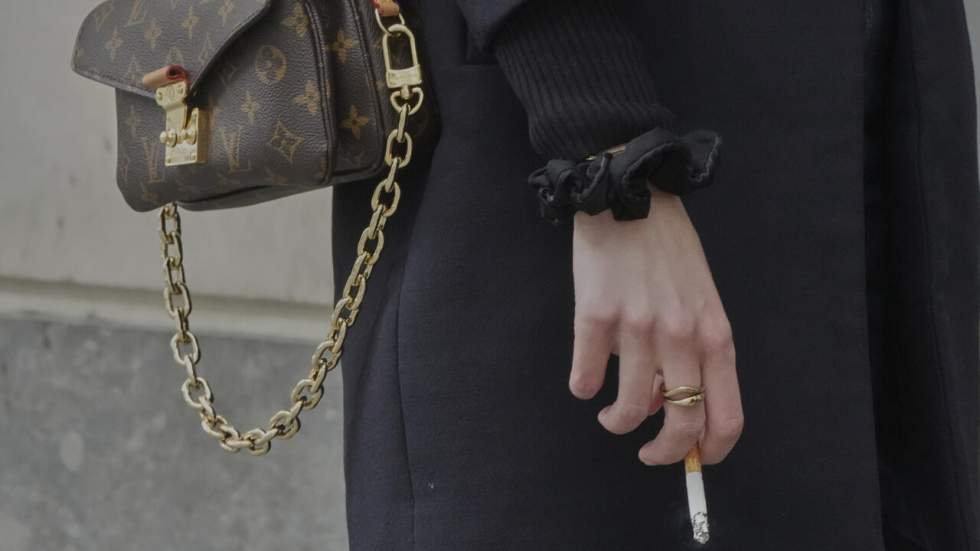 Tabagisme : la France peut-elle interdire l'achat de cigarettes à toute une génération ? Tabagisme : la France peut-elle interdire l'achat de cigarettes à toute une génération ?