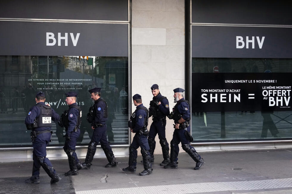 Sous le feu des critiques, Shein ouvre à Paris son premier magasin pérenne au monde Sous le feu des critiques, Shein ouvre à Paris son premier magasin pérenne au monde