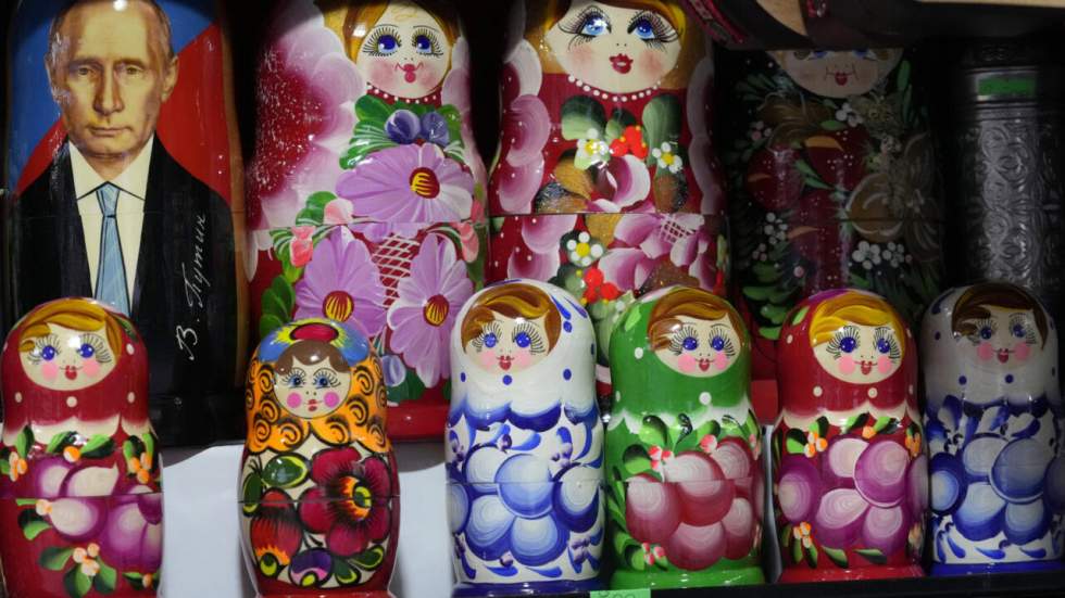 Vladimir Poutine transforme-t-il l'État russe en affaire de famille ? Vladimir Poutine transforme-t-il l'État russe en affaire de famille ?