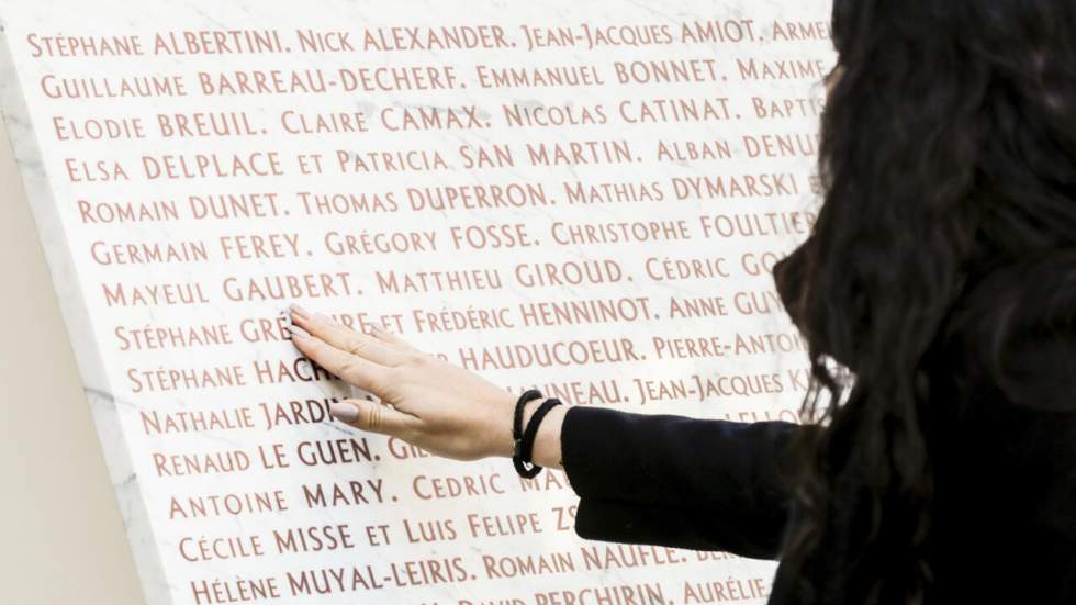 Les attentats du 13-Novembre : "L'événement emblématique sur lequel la mémoire s'est accrochée" Les attentats du 13-Novembre : "L'événement emblématique sur lequel la mémoire s'est accrochée"