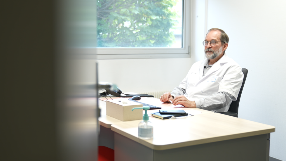 Dix ans après le 13-Novembre, la France est-elle plus efficace face à la radicalisation ?