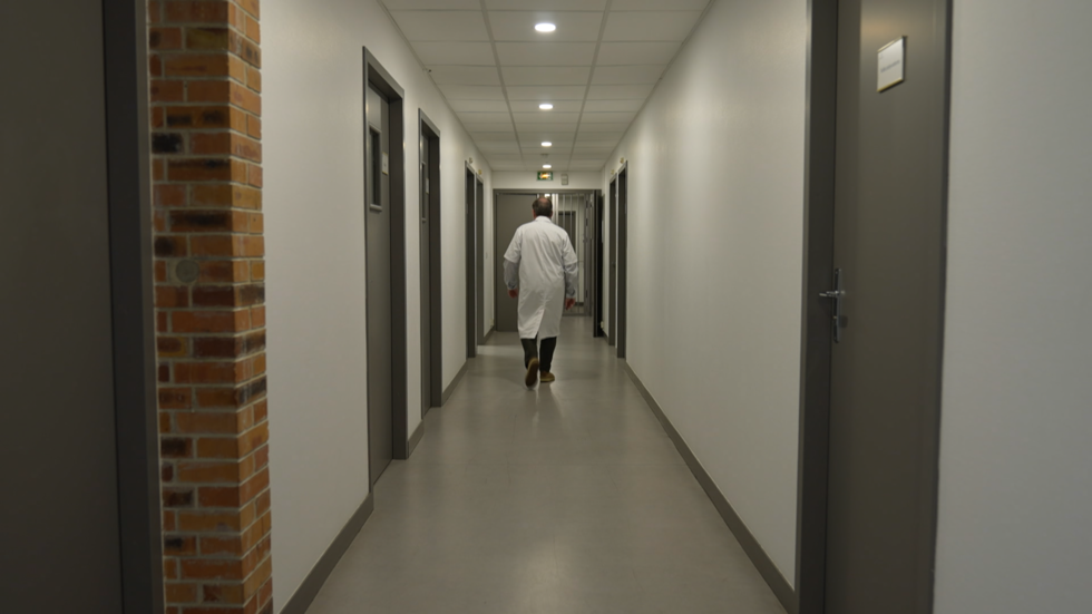 Dix ans après le 13-Novembre, la France est-elle plus efficace face à la radicalisation ?