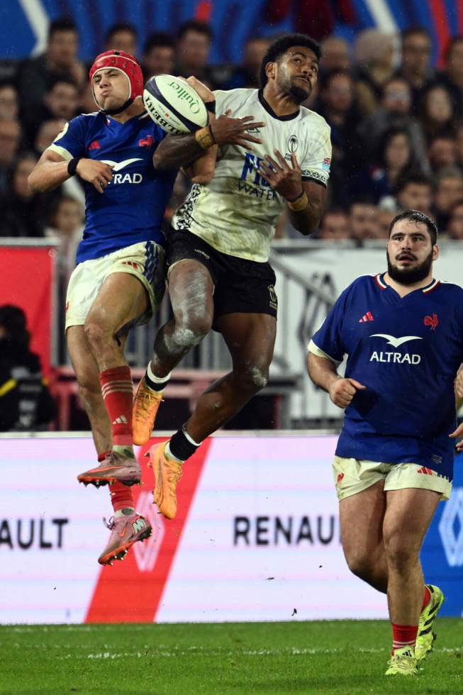 Rugby : le XV de France s'impose sans briller contre les Fidji Rugby : le XV de France s'impose sans briller contre les Fidji