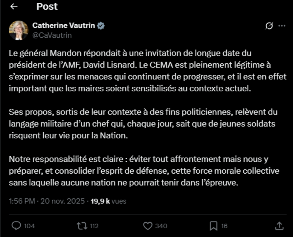 Devant les maires de France, le chef d'état-major des armées prépare les esprits à la guerre