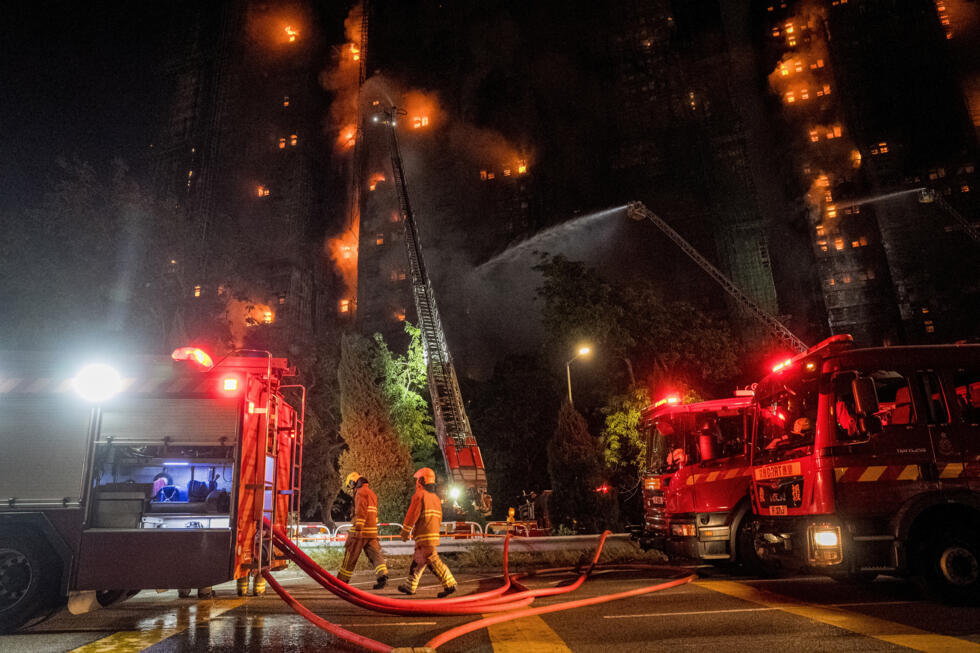 Un incendie à Hong Kong entraine la mort d'au moins 36 personnes, 279 sont portées disparues